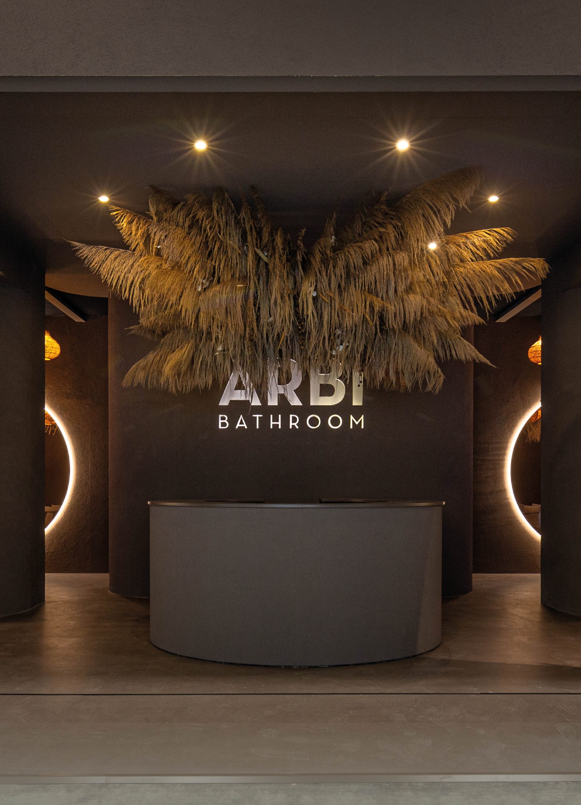 https://www.arbiarredobagno.it/wp-content/uploads/2025/09/Arbi_cersaie_copertina-scaled.jpg